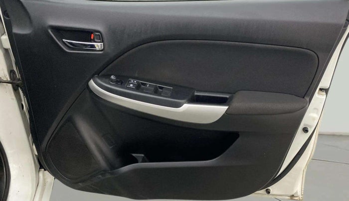 2017 Maruti Baleno DELTA PETROL 1.2, Petrol, Manual, 38,972 km, Driver Side Door Panels Control