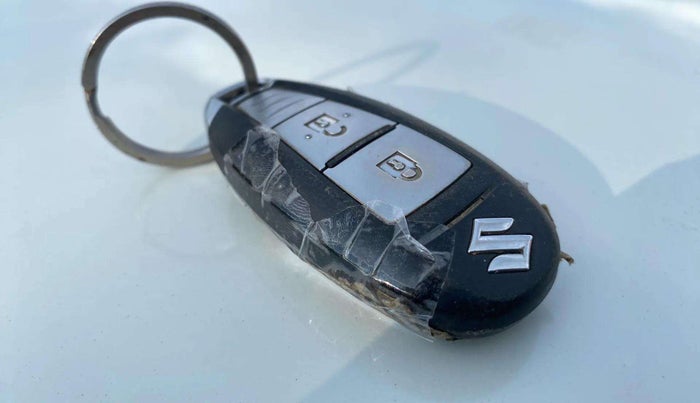 2018 Maruti IGNIS ZETA 1.2, Petrol, Manual, 55,633 km, Key Close Up