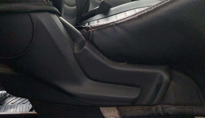 2018 Maruti IGNIS ZETA 1.2, Petrol, Manual, 55,633 km, Driver Side Adjustment Panel