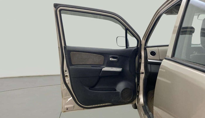 2014 Maruti Wagon R 1.0 LXI CNG, CNG, Manual, 98,974 km, LHS Front Door