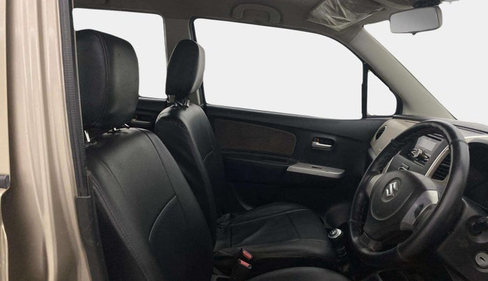 2014 Maruti Wagon R 1.0 LXI CNG, CNG, Manual, 98,974 km, Right Side Front Door Cabin