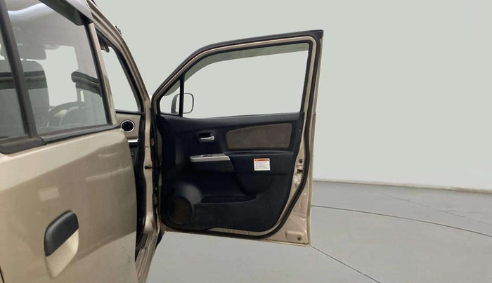 2014 Maruti Wagon R 1.0 LXI CNG, CNG, Manual, 98,974 km, RHS Front Door