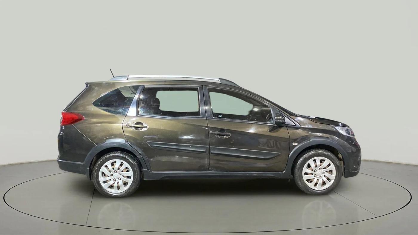 2017 Honda BR-V 1.5L I-VTEC S, Petrol, Manual, 54,806 km, Right Side View