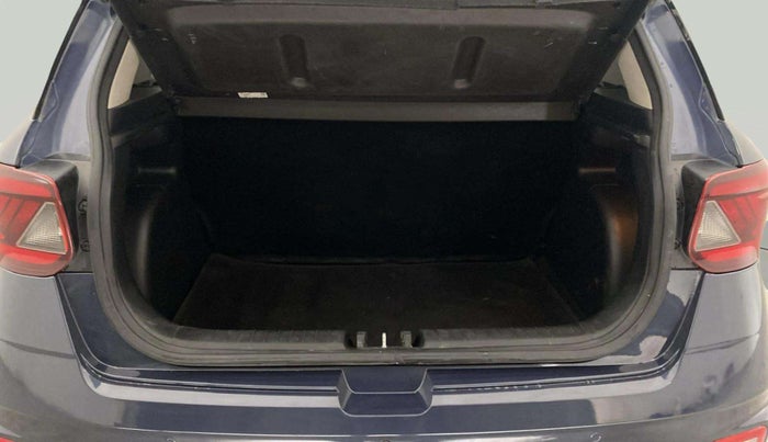 2021 Hyundai VENUE S 1.2, Petrol, Manual, 80,135 km, Boot Inside