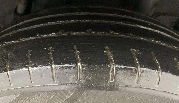 2021 Hyundai VENUE S 1.2, Petrol, Manual, 80,135 km, Left Rear Tyre Tread