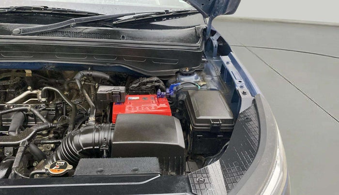 2021 Hyundai VENUE S 1.2, Petrol, Manual, 80,135 km, Engine View - Left