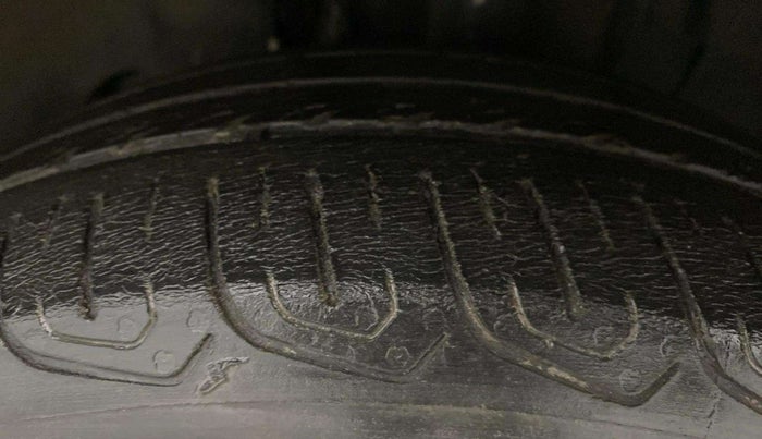 2022 Tata Tiago XZ PLUS CNG, CNG, Manual, 54,531 km, Left Front Tyre Tread
