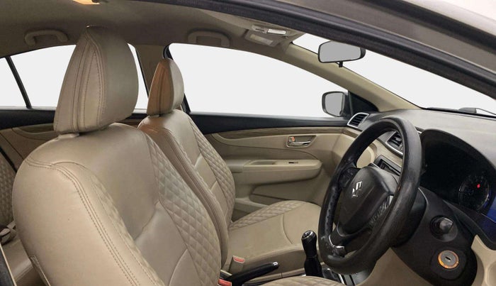 2018 Maruti Ciaz DELTA 1.5 SHVS MT PETROL, Petrol, Manual, 71,110 km, Right Side Front Door Cabin