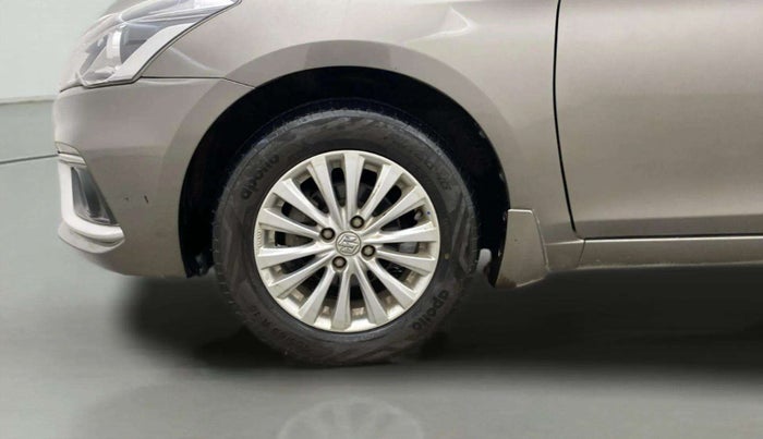 2018 Maruti Ciaz DELTA 1.5 SHVS MT PETROL, Petrol, Manual, 71,110 km, Left Front Wheel