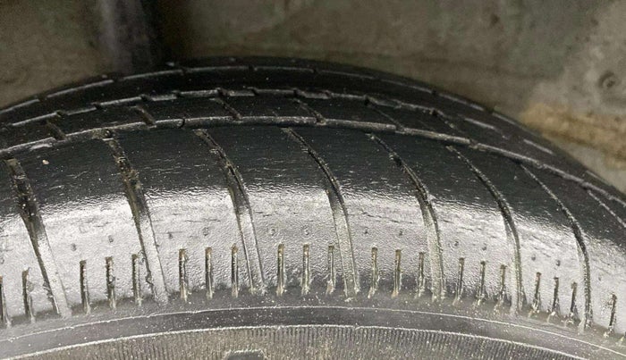 2022 Honda Amaze 1.2L I-VTEC S, Petrol, Manual, 47,705 km, Right Rear Tyre Tread