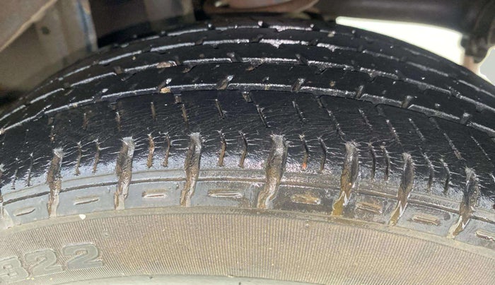 2016 Maruti Alto K10 VXI, Petrol, Manual, 31,380 km, Left Rear Tyre Tread