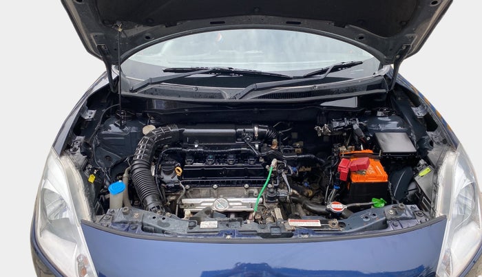 2021 Maruti Swift VXI, Petrol, Manual, 1,29,983 km, Engine View