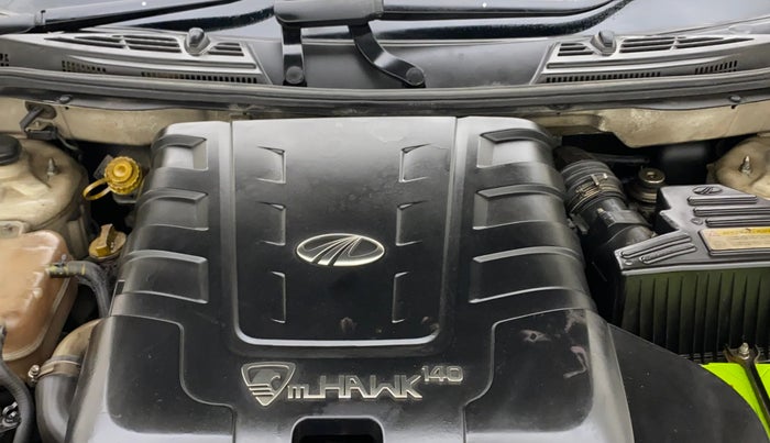 2015 Mahindra XUV500 W6, Diesel, Manual, 92,098 km, Engine View