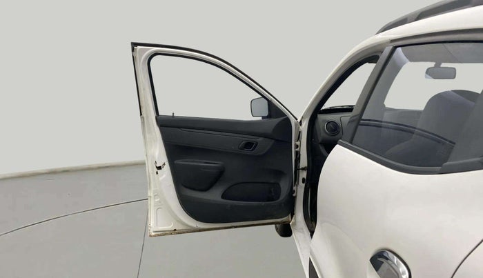 2016 Renault Kwid RXT 0.8, Petrol, Manual, 65,638 km, LHS Front Door