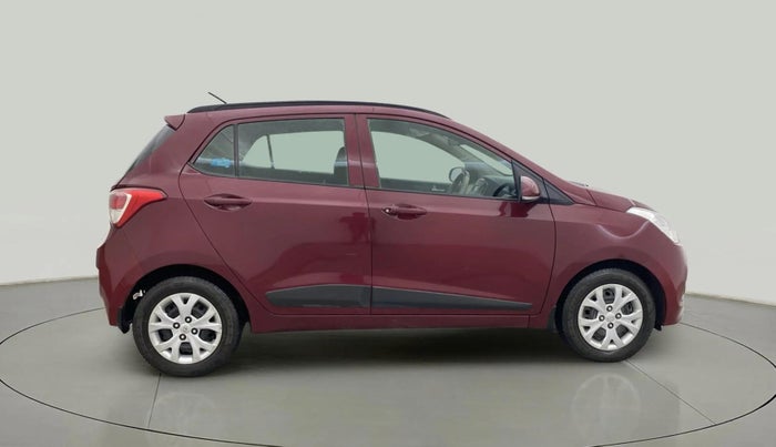 2016 Hyundai Grand i10 SPORTZ 1.2 KAPPA VTVT, Petrol, Manual, 70,859 km, Right Side View