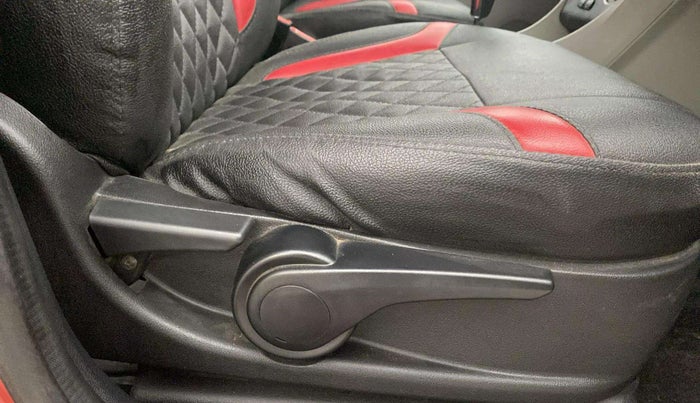 2018 Tata Tiago XZA PETROL, Petrol, Automatic, 50,645 km, Driver Side Adjustment Panel
