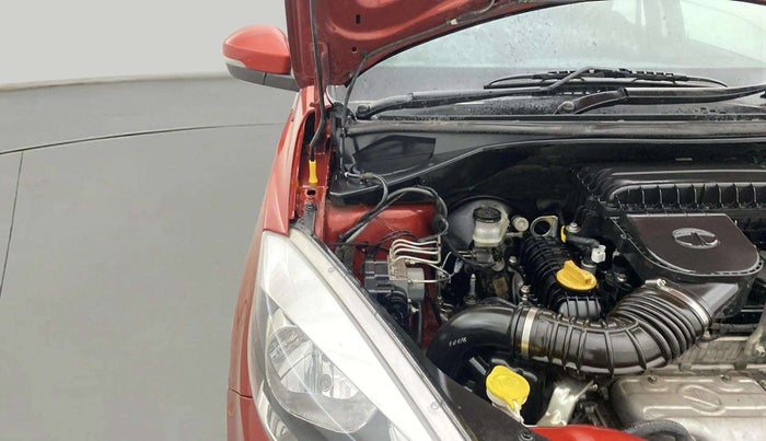 2018 Tata Tiago XZA PETROL, Petrol, Automatic, 50,645 km, Engine View - Right
