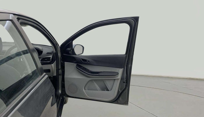2021 Tata Tiago XZ PETROL, Petrol, Manual, 16,177 km, RHS Front Door