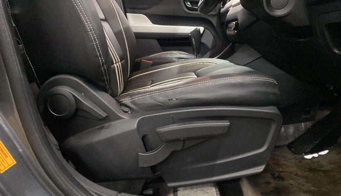 2022 Tata PUNCH ACCOMPLISHED AMT, Petrol, Automatic, 27,427 km, Driver Side Adjustment Panel