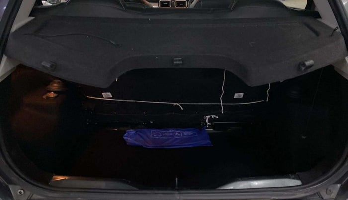 2022 Tata PUNCH ACCOMPLISHED AMT, Petrol, Automatic, 27,427 km, Boot Inside