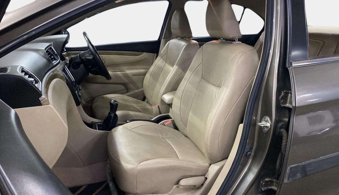 2020 Maruti Ciaz ALPHA 1.5 SHVS PETROL, Petrol, Manual, 27,872 km, Right Side Front Door Cabin