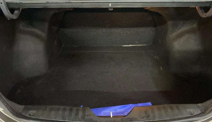 2020 Maruti Ciaz ALPHA 1.5 SHVS PETROL, Petrol, Manual, 27,872 km, Boot Inside