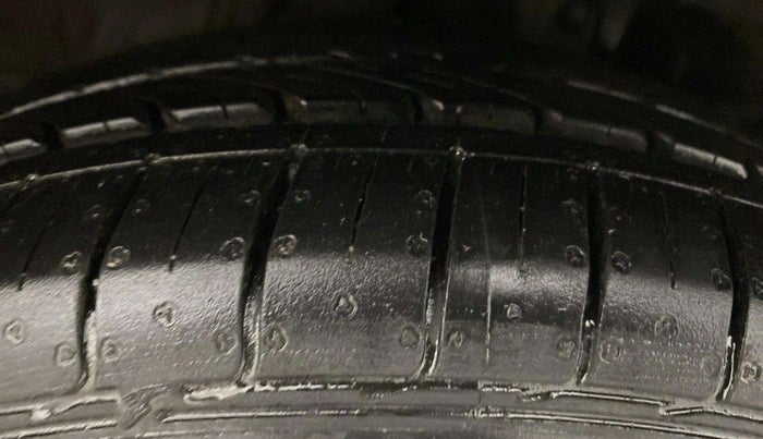 2015 Honda City 1.5L I-VTEC VX, Petrol, Manual, 95,224 km, Right Front Tyre Tread