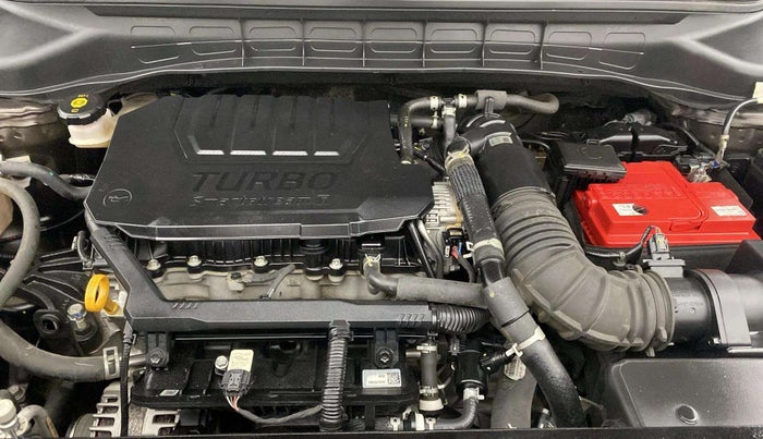 2023 KIA CARENS LUXURY PLUS 1.5 TURBO PETROL DCT 7 STR, Petrol, Automatic, 56,891 km, Engine View
