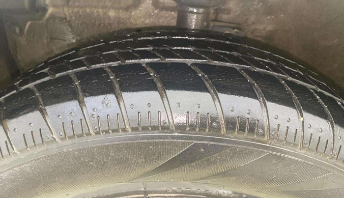 2017 Maruti Celerio ZXI AMT (O), Petrol, Automatic, 7,574 km, Left Front Tyre Tread