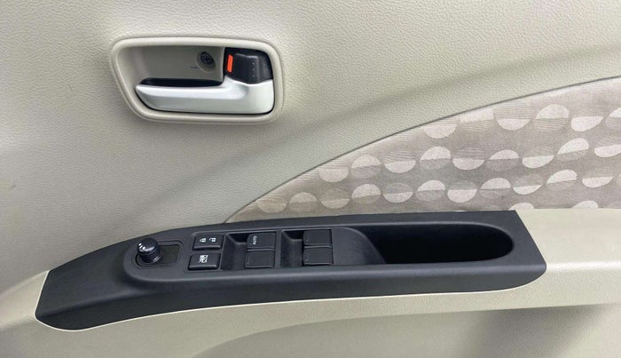 2017 Maruti Celerio ZXI AMT (O), Petrol, Automatic, 7,574 km, Driver Side Door Panels Control