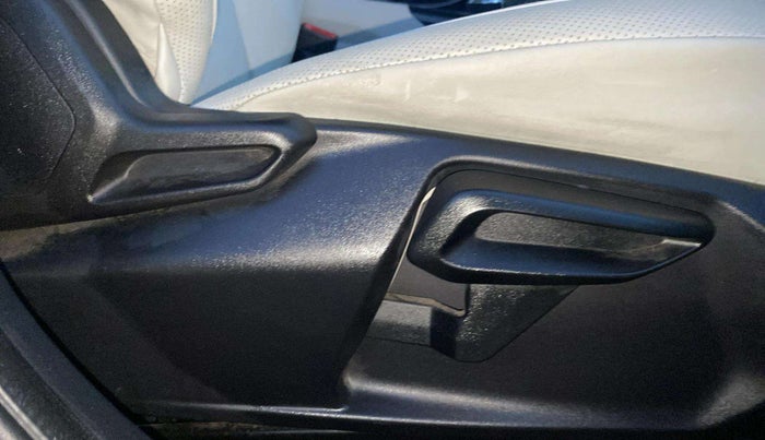 2023 Tata NEXON XZ PLUS (L), Petrol, Manual, 11,297 km, Driver Side Adjustment Panel