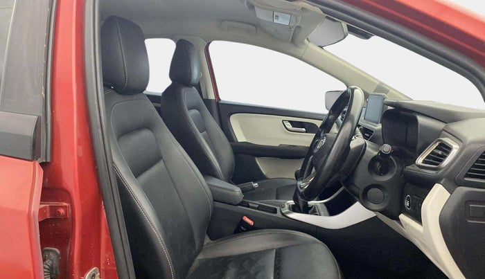 2021 Tata ALTROZ XZ PLUS I-TURBO PETROL, Petrol, Manual, 56,601 km, Right Side Front Door Cabin