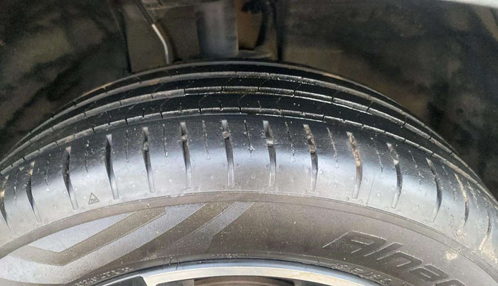 2023 Tata PUNCH CREATIVE  MT, Petrol, Manual, 14,706 km, Right Front Tyre Tread