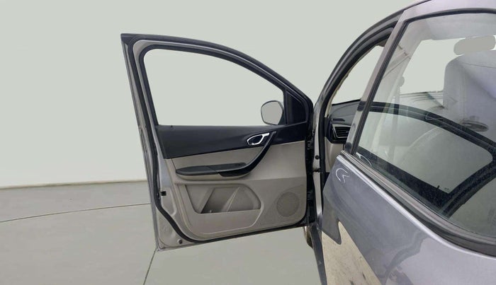2018 Tata Tiago XZA PETROL, Petrol, Automatic, 28,592 km, LHS Front Door