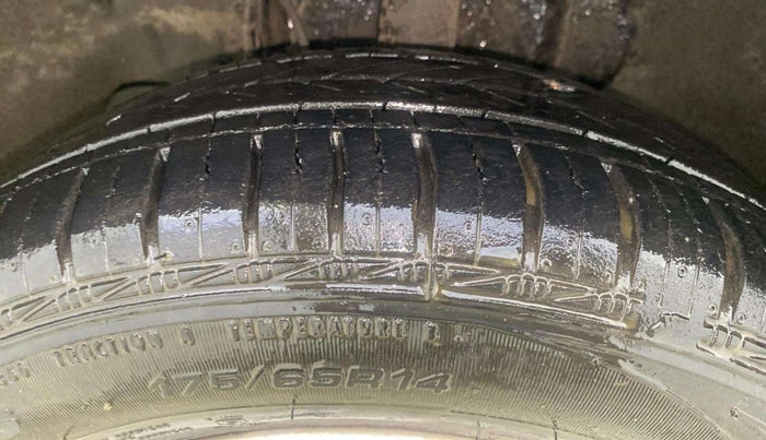 2018 Tata Tiago XZA PETROL, Petrol, Automatic, 28,592 km, Left Front Tyre Tread