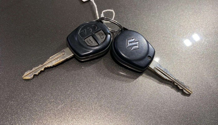 2018 Maruti Ciaz SIGMA 1.5 SHVS MT  PETROL, Petrol, Manual, 47,805 km, Key Close Up