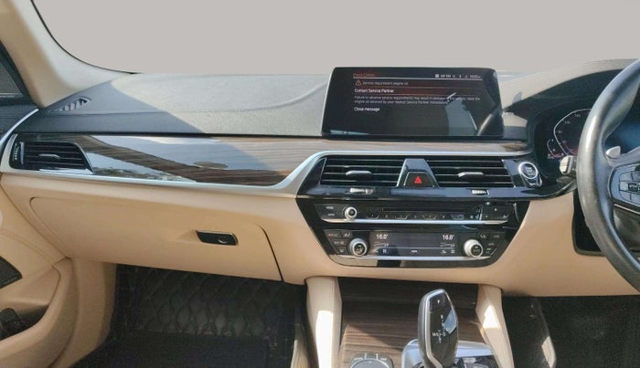 2020 BMW 5 Series 520D LUXURY LINE, Diesel, Automatic, 14,331 km, Air Conditioner