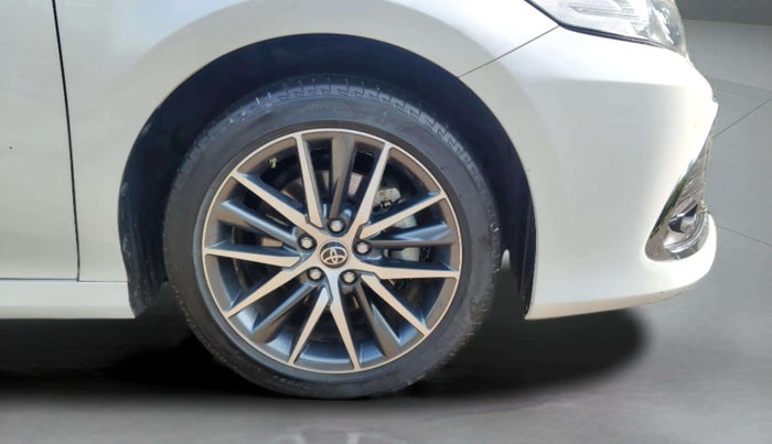 2024 Toyota Camry HYBRID, Hybrid, Automatic, 20,282 km, Right Front Wheel