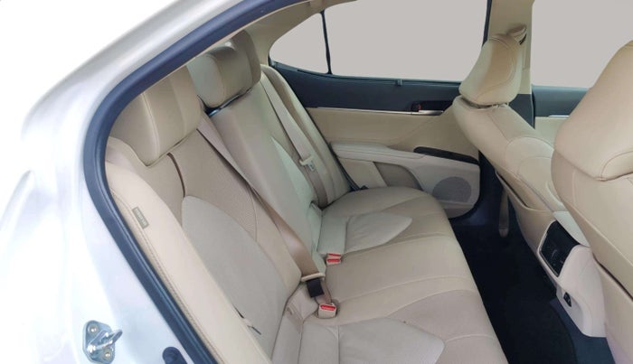 2024 Toyota Camry HYBRID, Hybrid, Automatic, 20,282 km, Right Side Rear Door Cabin