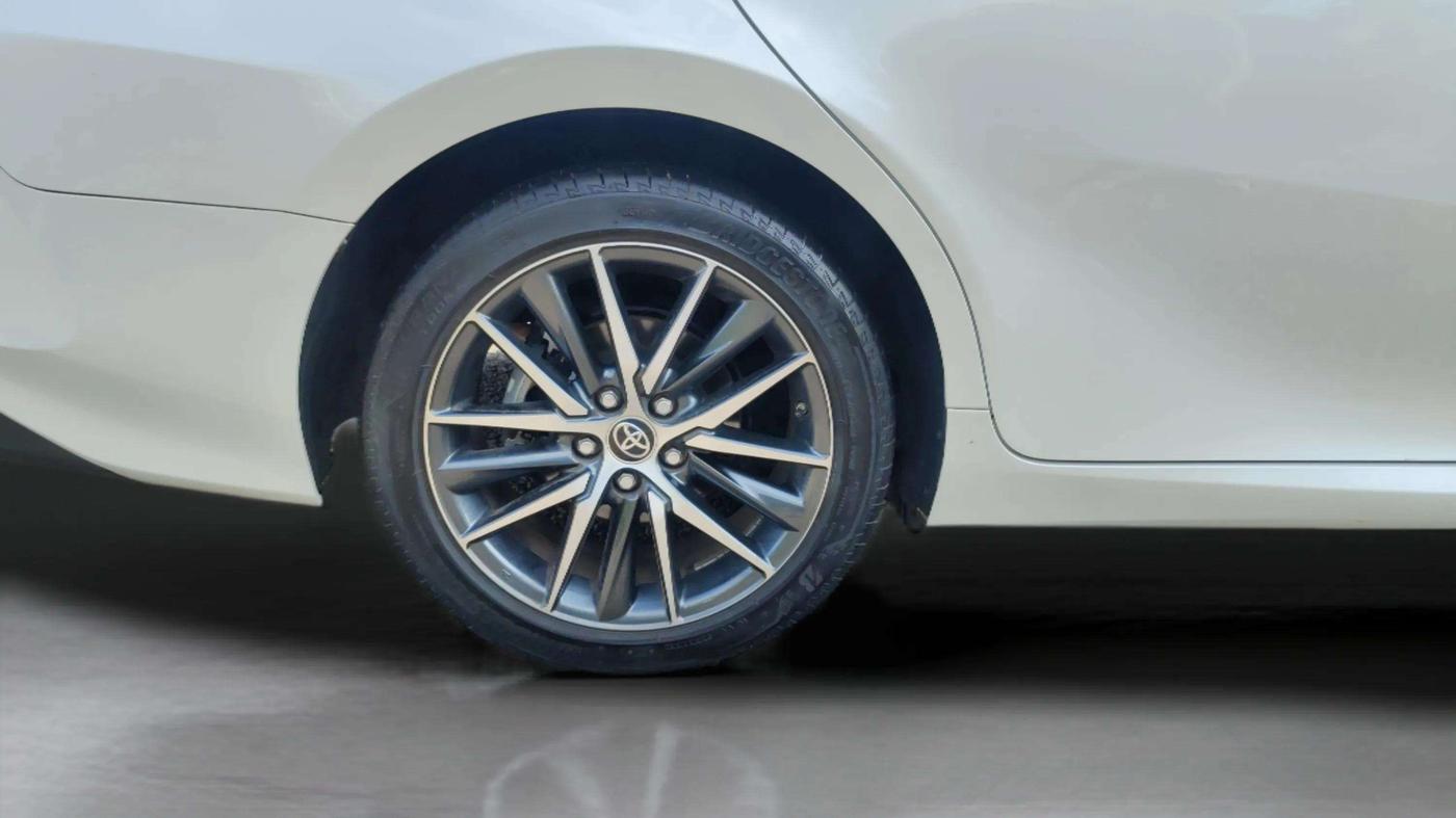 2024 Toyota Camry HYBRID, Hybrid, Automatic, 20,282 km, Right Rear Wheel