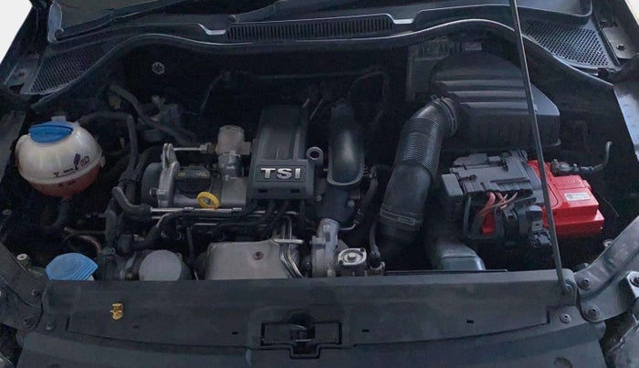 2016 Volkswagen Vento HIGHLINE PETROL AT, Petrol, Automatic, 97,438 km, Open Bonet