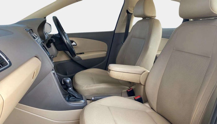 2016 Volkswagen Vento HIGHLINE PETROL AT, Petrol, Automatic, 97,438 km, Right Side Front Door Cabin