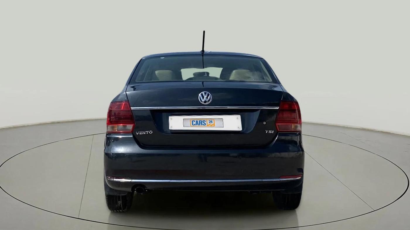 2016 Volkswagen Vento HIGHLINE PETROL AT, Petrol, Automatic, 97,478 km, Back/Rear