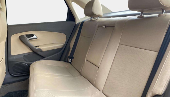 2016 Volkswagen Vento HIGHLINE PETROL AT, Petrol, Automatic, 97,438 km, Right Side Rear Door Cabin