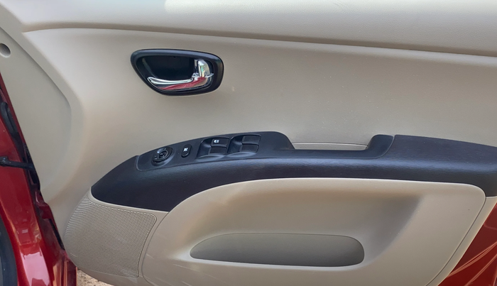 2012 Hyundai i10 SPORTZ 1.2 AT, Petrol, Automatic, 32,816 km, Driver Side Door Panels Control