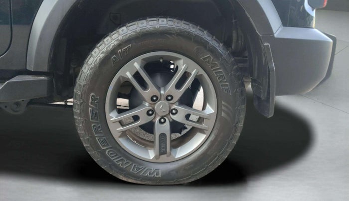 2023 Mahindra Thar LX D 4*4 MT HT, Diesel, Manual, 21,668 km, Left Rear Wheel