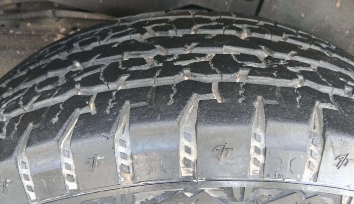 2023 Mahindra Thar LX D 4*4 MT HT, Diesel, Manual, 21,668 km, Left Front Tyre Tread