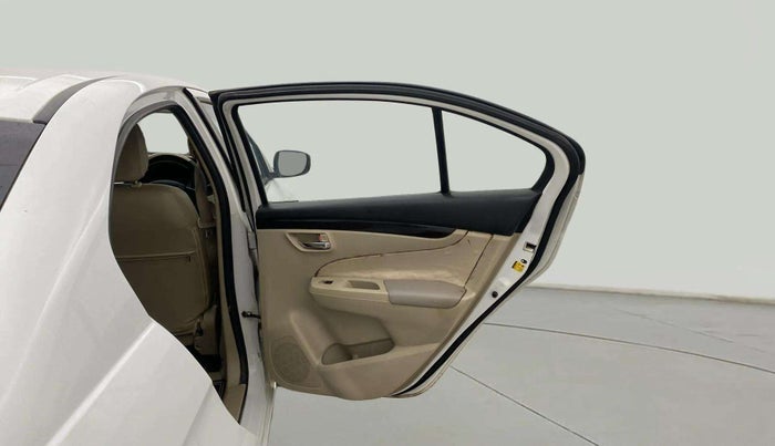 2018 Maruti Ciaz DELTA 1.4 MT PETROL, Petrol, Manual, 1,33,494 km, RHS Rear Door