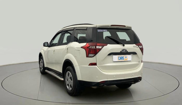 2020 Mahindra XUV500 W7, Diesel, Manual, 76,040 km, Left Back Diagonal