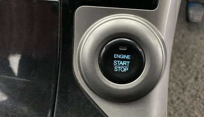 2020 Mahindra XUV500 W7, Diesel, Manual, 76,040 km, Keyless Start/ Stop Button